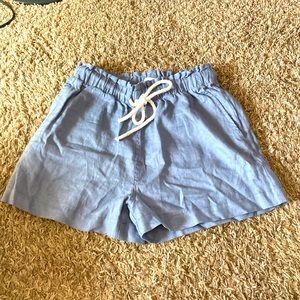 NWOT Woman’s medium shorts